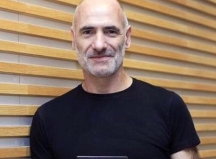 David P Perlmutter